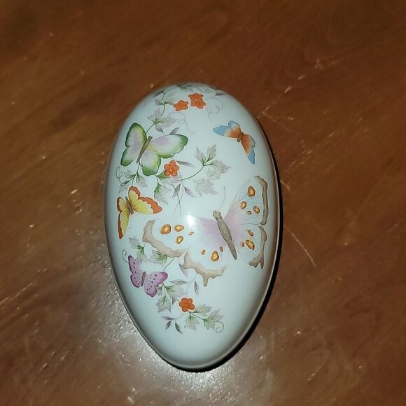 BeautifulāVintageāAvonĀ EggāTrinketāDish - Picture 4 of 6